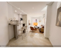 Resale - Apartment / Flat - Torrevieja