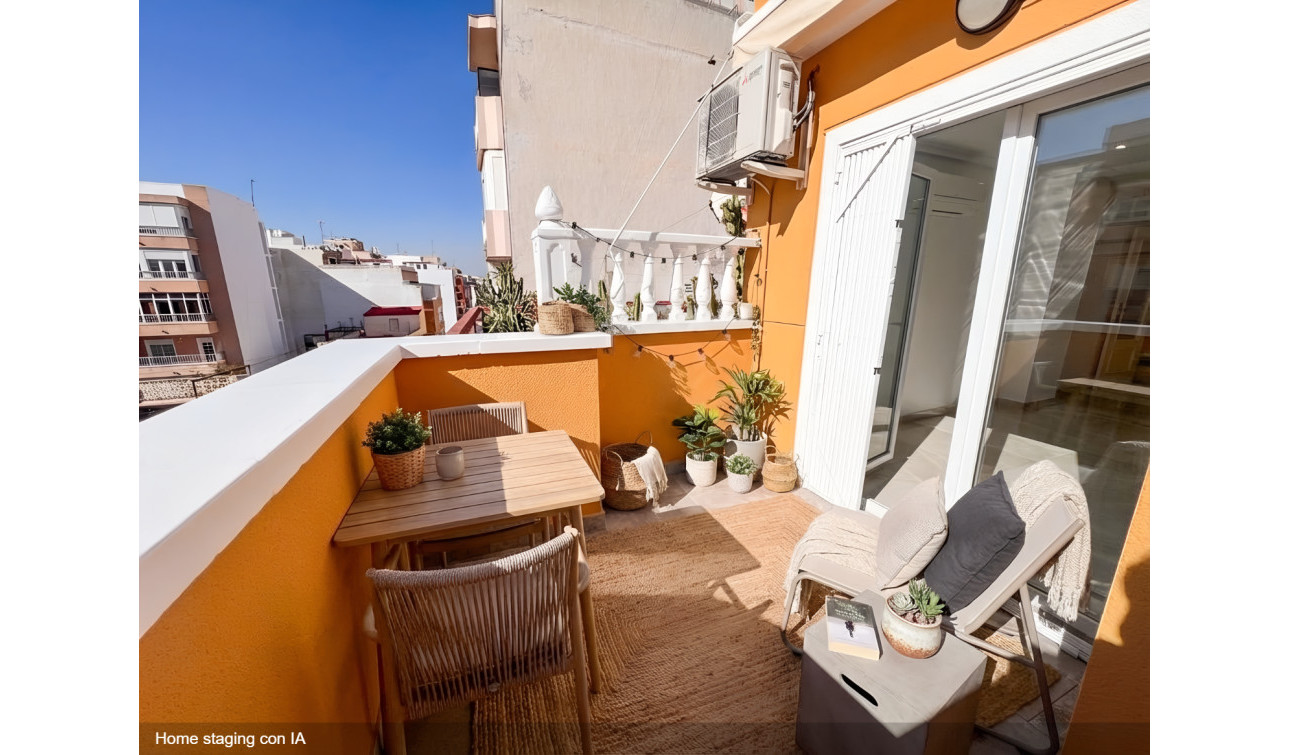 Resale - Apartment / Flat - Torrevieja