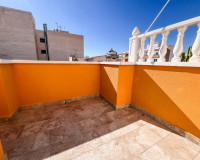 Resale - Apartment / Flat - Torrevieja