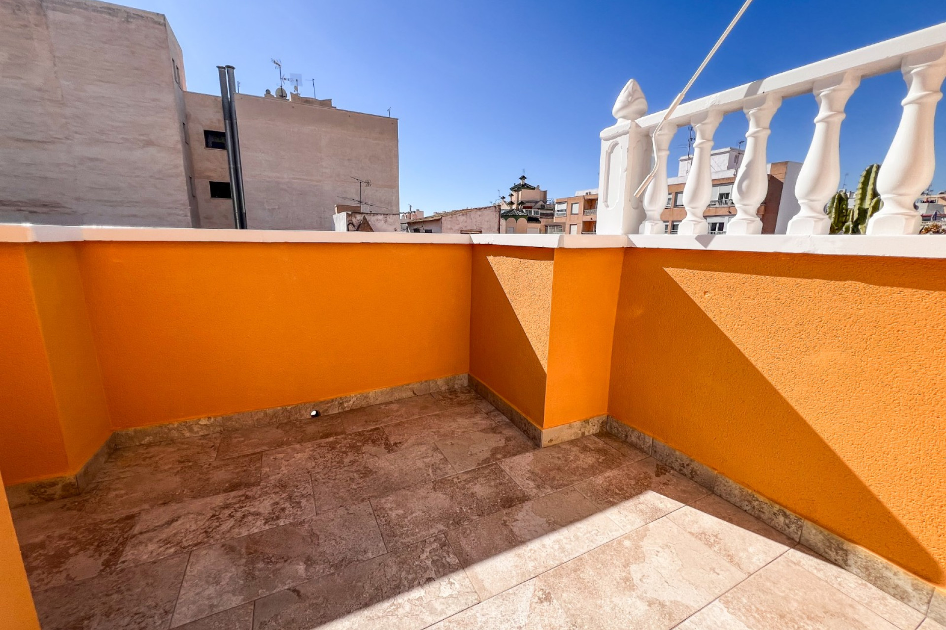 Resale - Apartment / Flat - Torrevieja