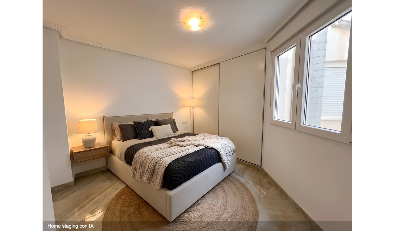 Resale - Apartment / Flat - Torrevieja