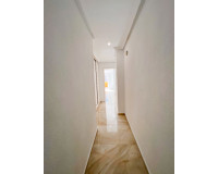 Resale - Apartment / Flat - Torrevieja