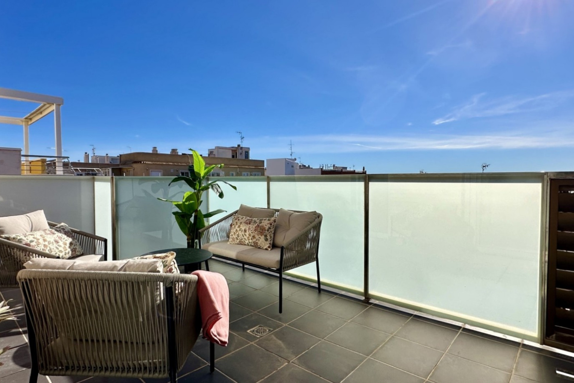 Resale - Apartment / Flat - Torrevieja