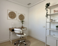 Resale - Apartment / Flat - Torrevieja