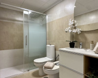 Resale - Apartment / Flat - Torrevieja