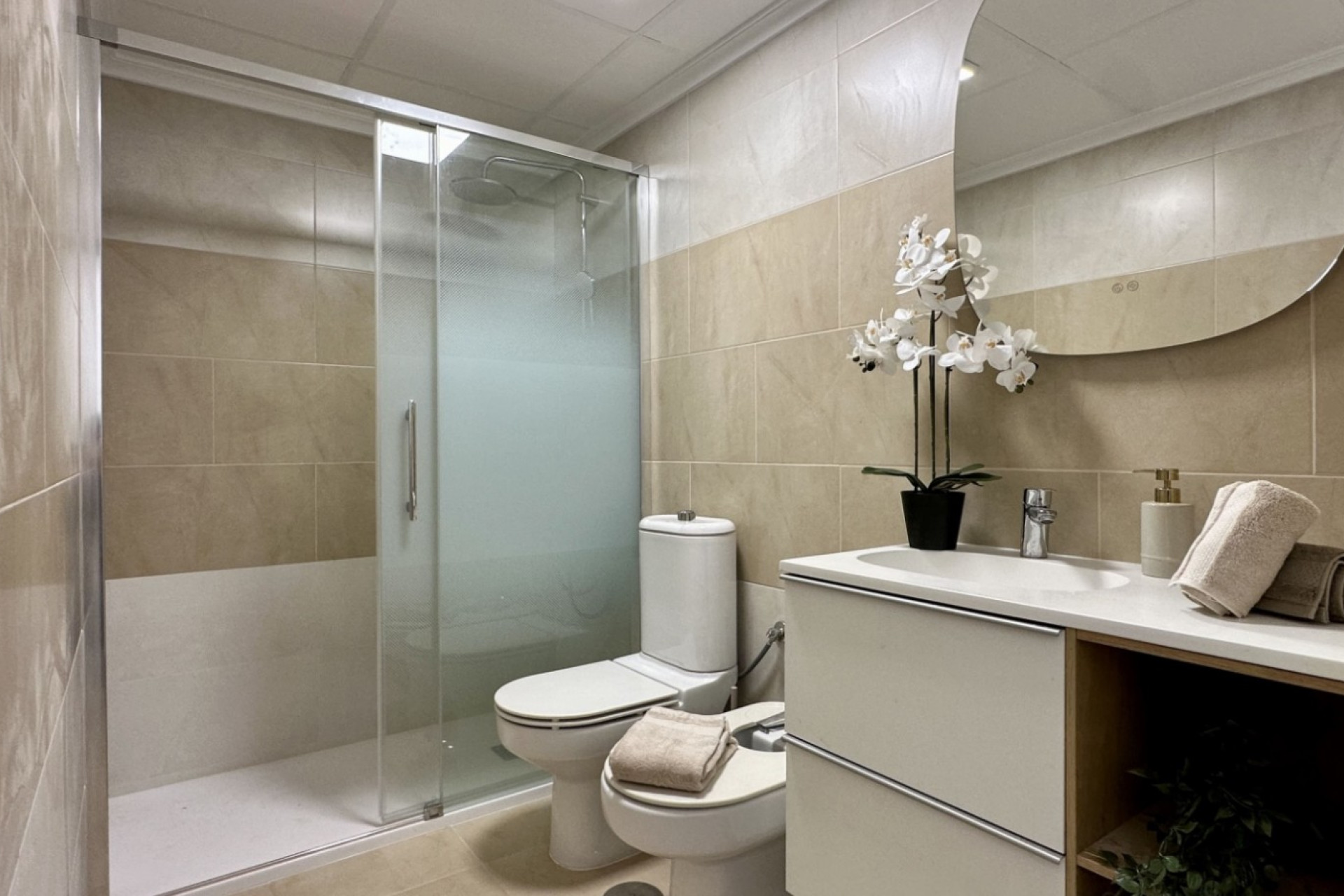 Resale - Apartment / Flat - Torrevieja