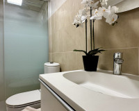 Resale - Apartment / Flat - Torrevieja