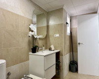 Resale - Apartment / Flat - Torrevieja