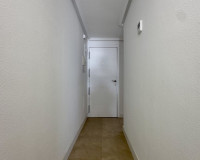 Resale - Apartment / Flat - Torrevieja