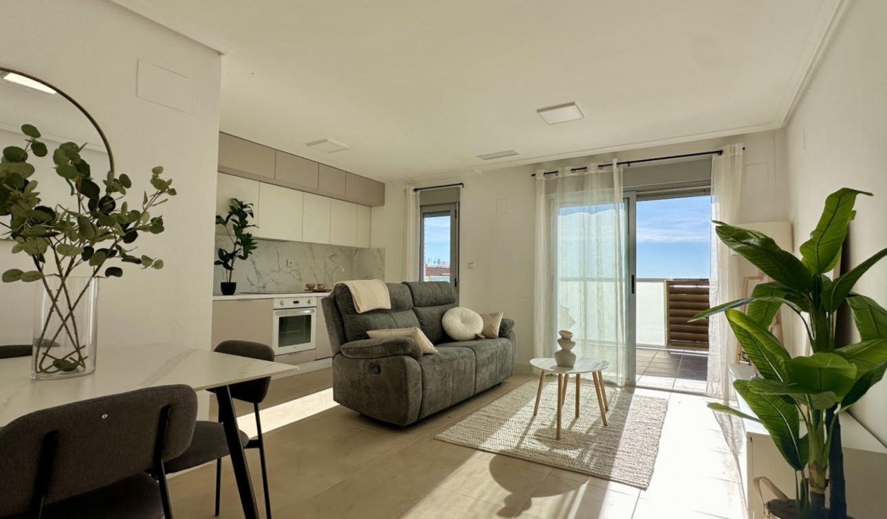 Resale - Apartment / Flat - Torrevieja