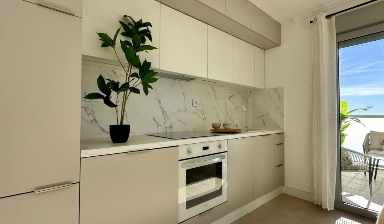 Resale - Apartment / Flat - Torrevieja