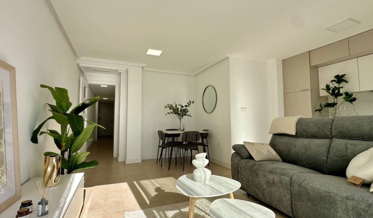 Resale - Apartment / Flat - Torrevieja