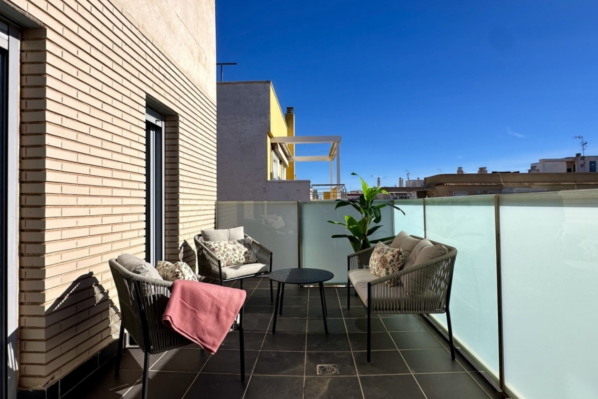 Resale - Apartment / Flat - Torrevieja