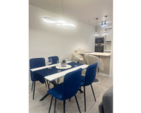 Resale - Apartment / Flat - Torrevieja