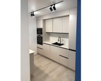 Resale - Apartment / Flat - Torrevieja