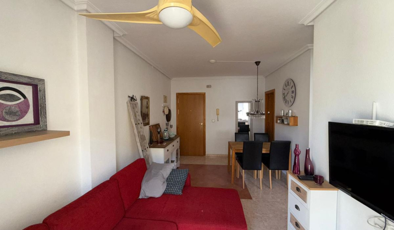 Resale - Apartment / Flat - Torrevieja