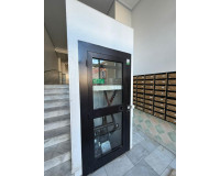 Resale - Apartment / Flat - Torrevieja