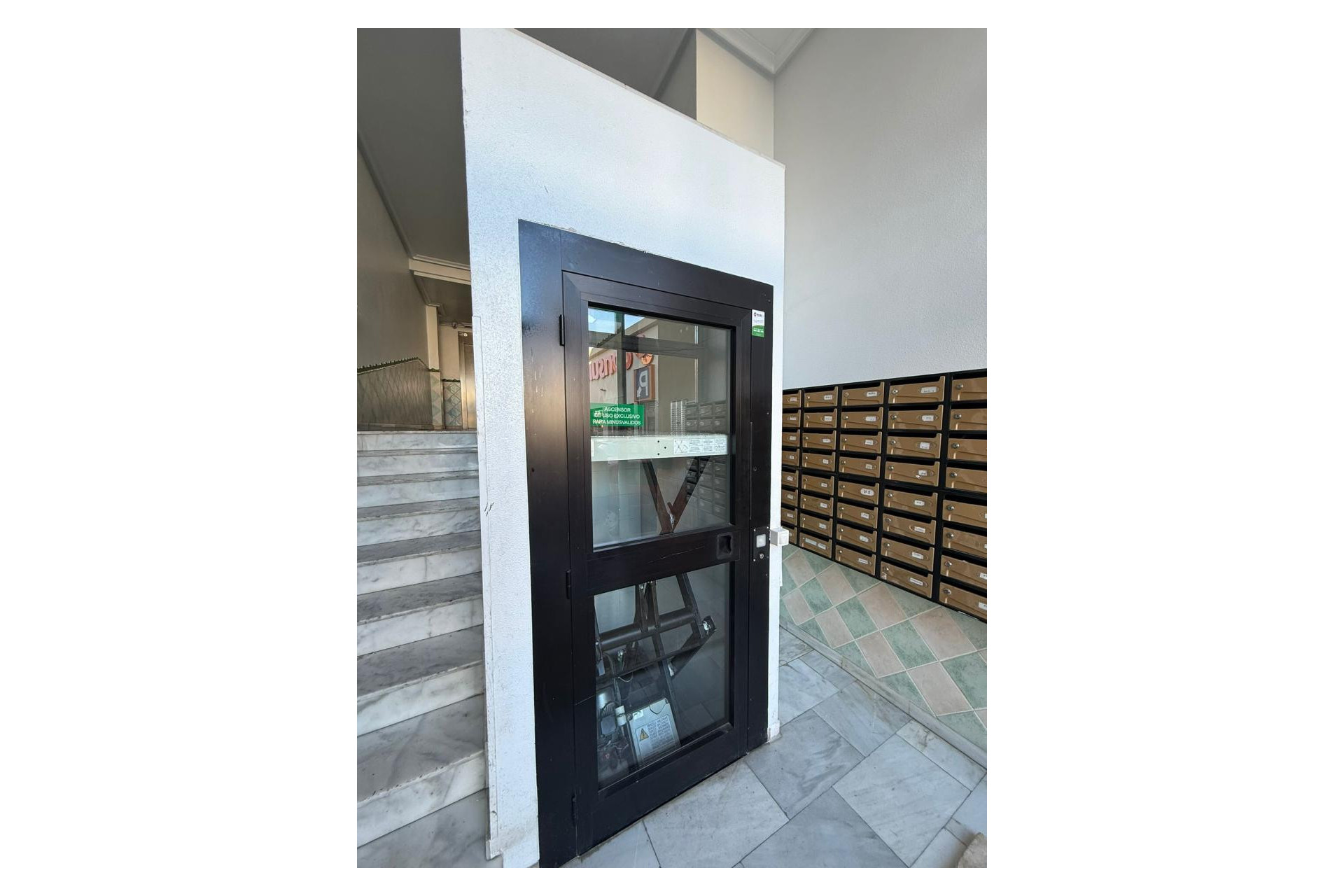 Resale - Apartment / Flat - Torrevieja