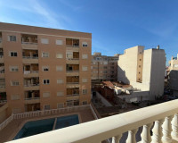 Resale - Apartment / Flat - Torrevieja