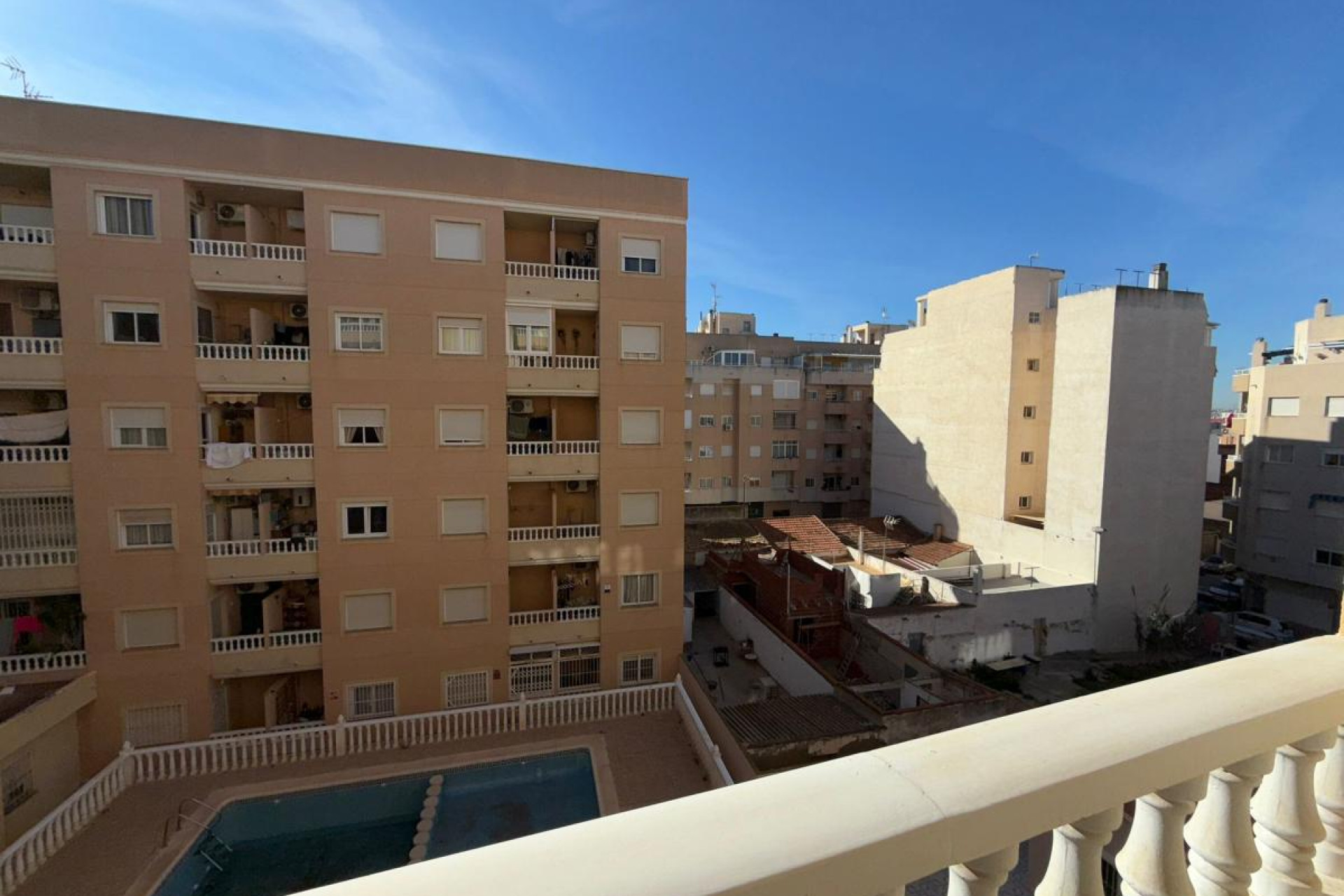 Resale - Apartment / Flat - Torrevieja