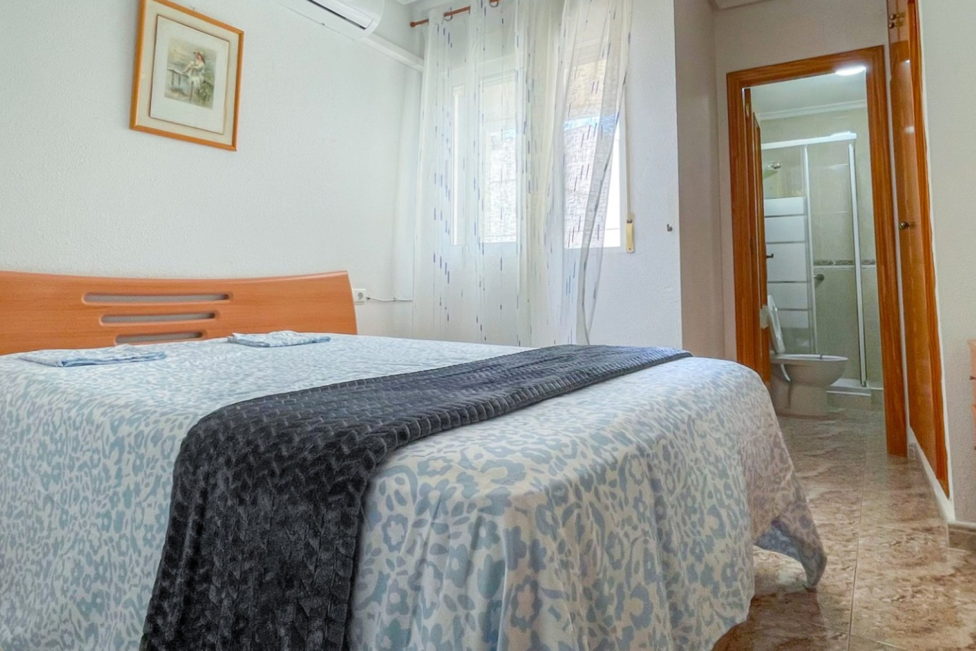 Resale - Apartment / Flat - Torrevieja