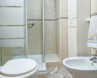 Resale - Apartment / Flat - Torrevieja