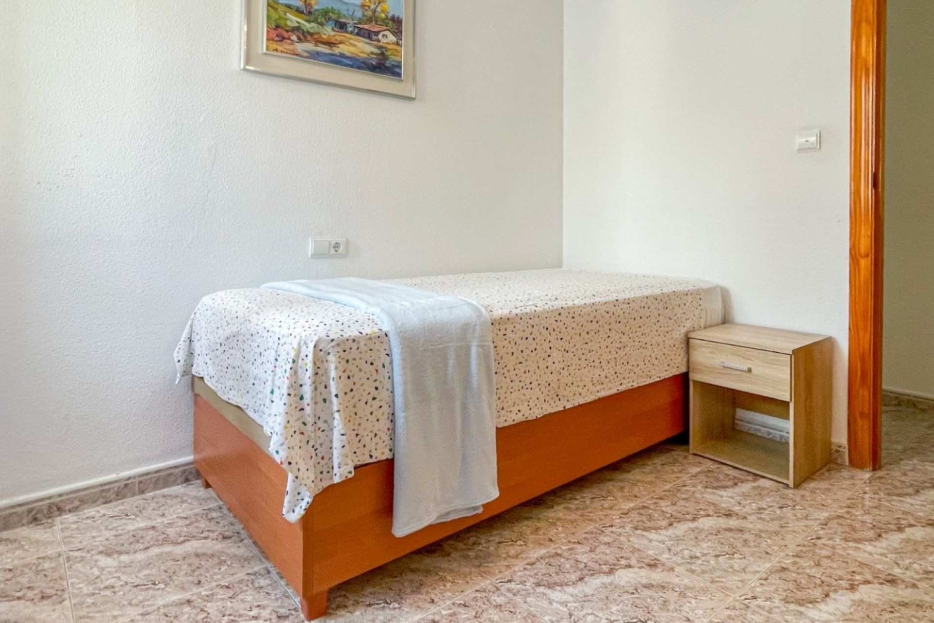 Resale - Apartment / Flat - Torrevieja