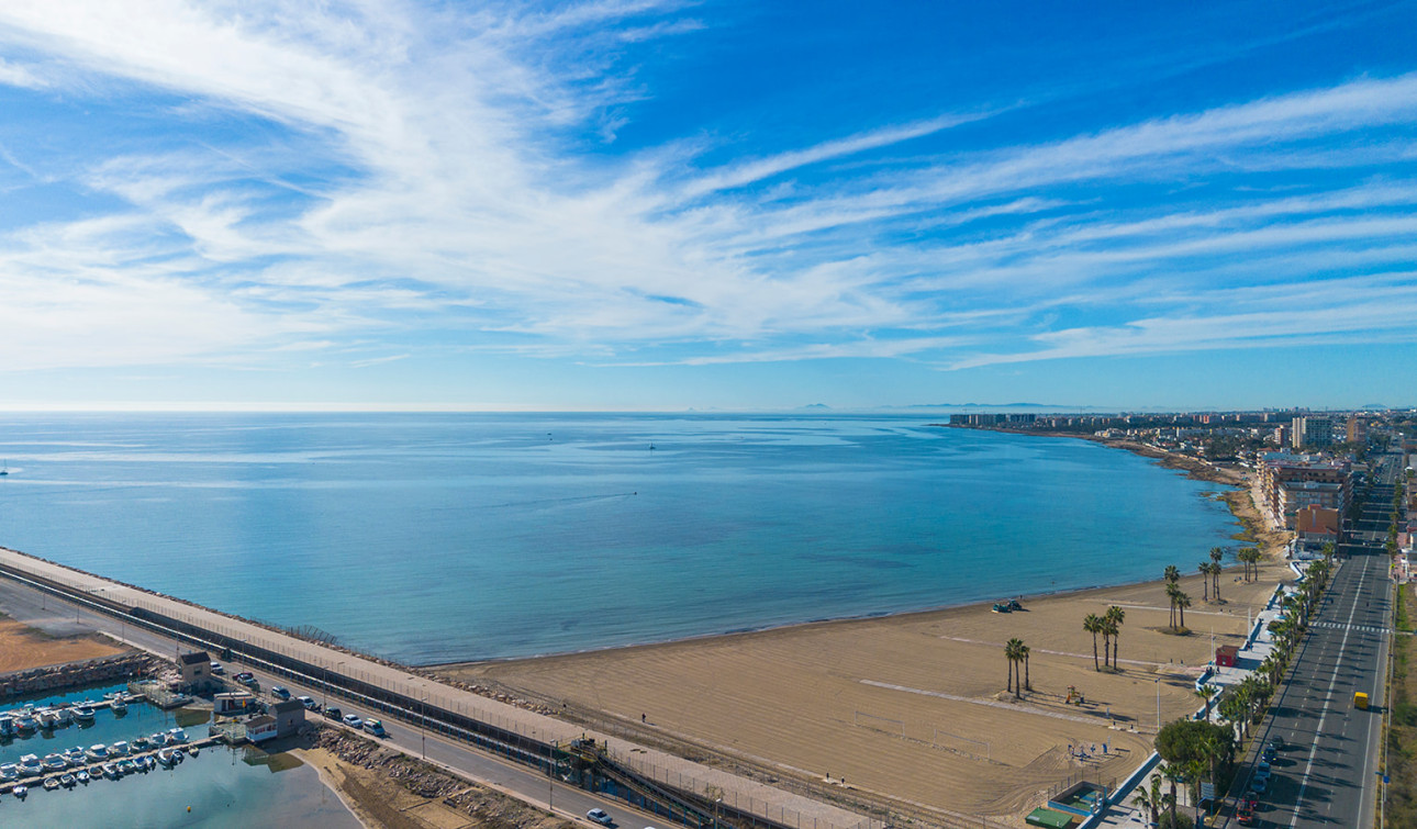 Resale - Apartment / Flat - Torrevieja