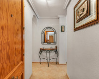Resale - Apartment / Flat - Torrevieja