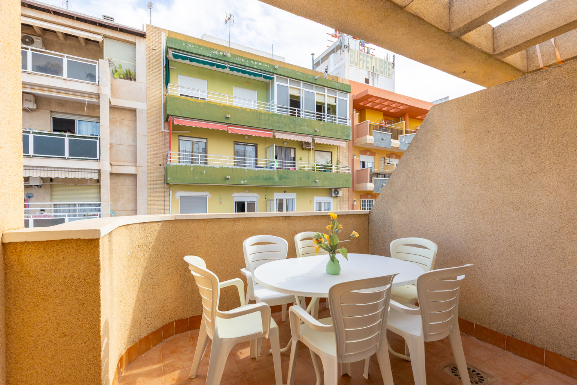 Resale - Apartment / Flat - Torrevieja