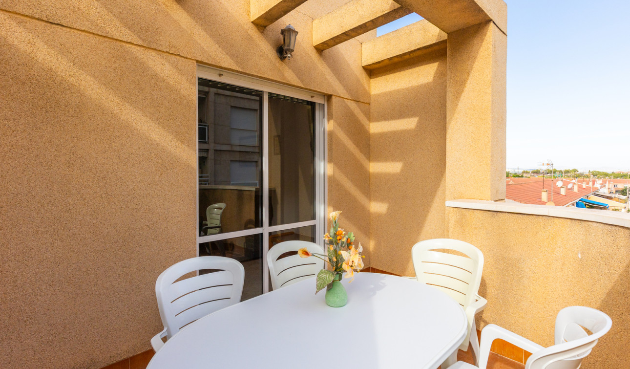 Resale - Apartment / Flat - Torrevieja