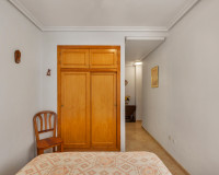 Resale - Apartment / Flat - Torrevieja
