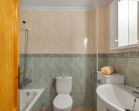 Resale - Apartment / Flat - Torrevieja