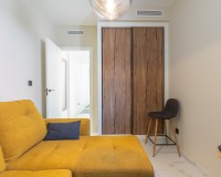 Resale - Apartment / Flat - Torrevieja