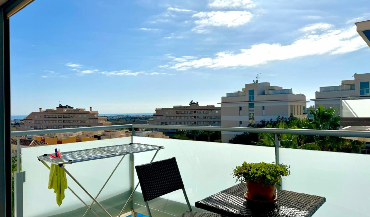 Resale - Apartment / Flat - Villamartín - Avenida Las Brisas