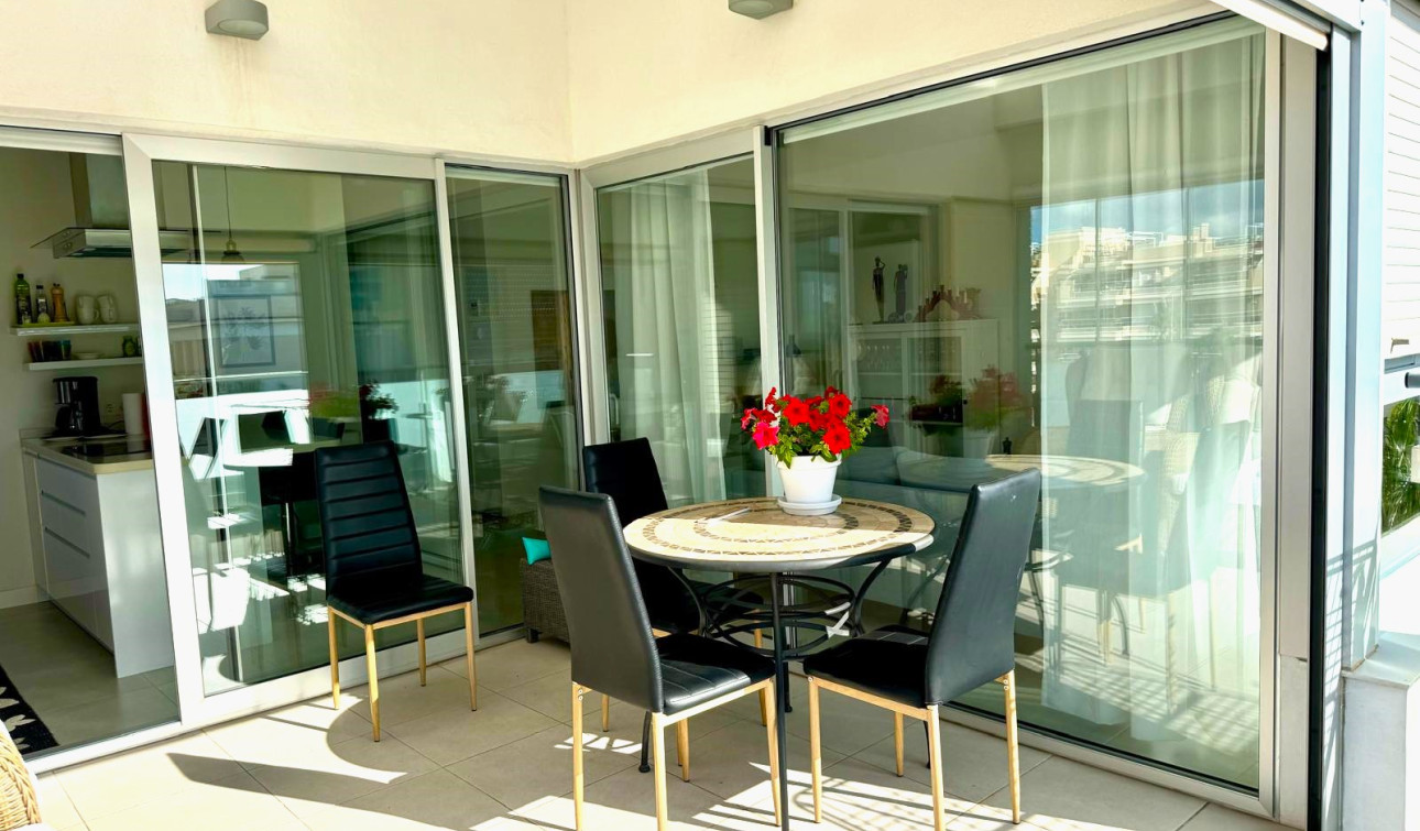 Resale - Apartment / Flat - Villamartín - Avenida Las Brisas