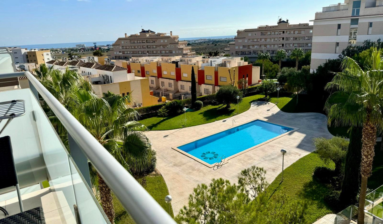 Resale - Apartment / Flat - Villamartín - Avenida Las Brisas