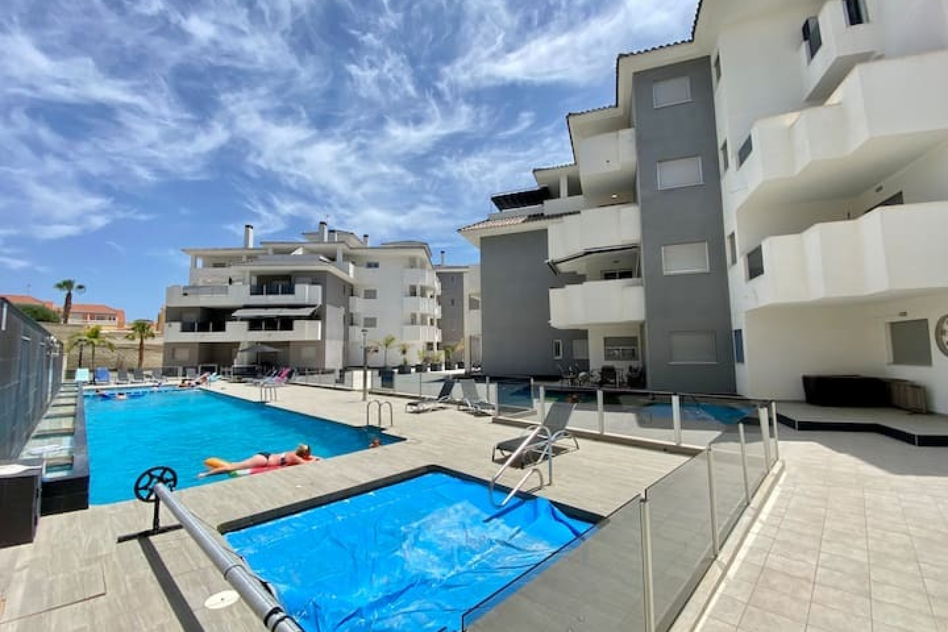Resale - Apartment / Flat - Villamartín - Costa Blanca