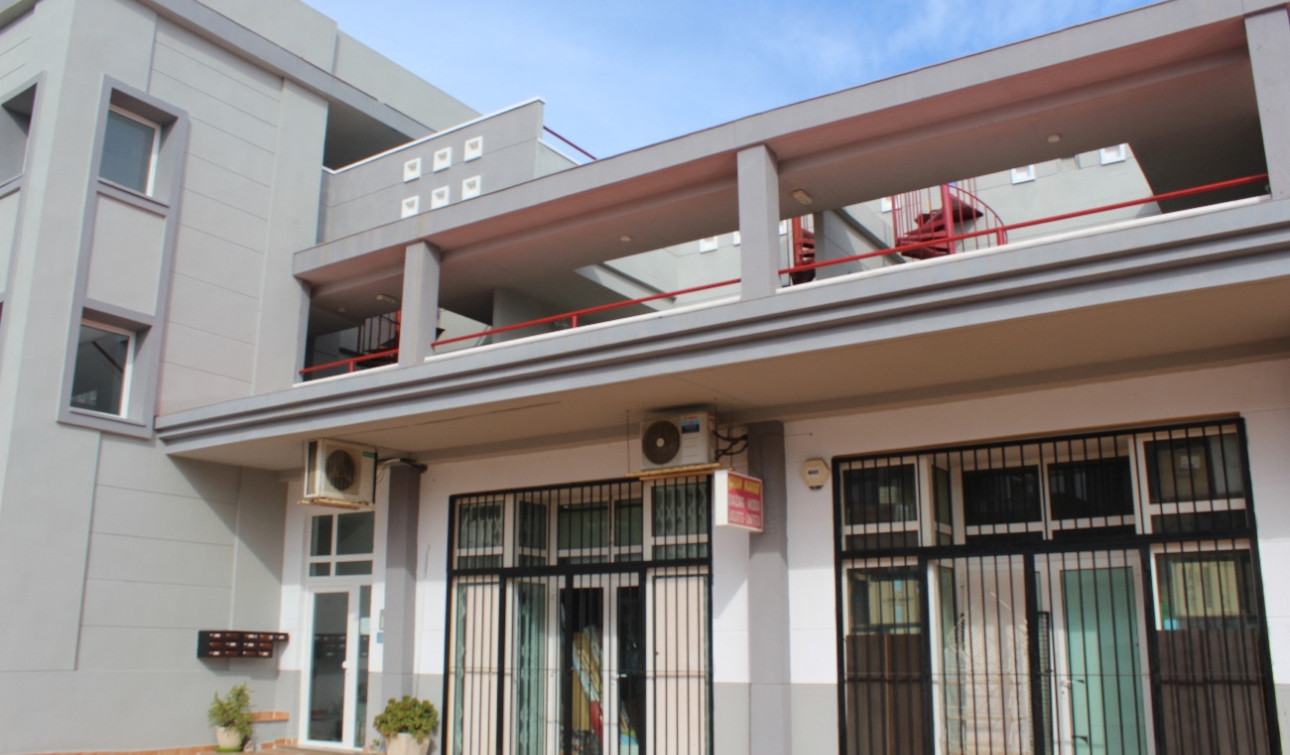 Resale - Apartment / Flat - Villamartín - El Galan