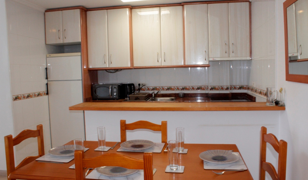 Resale - Apartment / Flat - Villamartín - El Galan