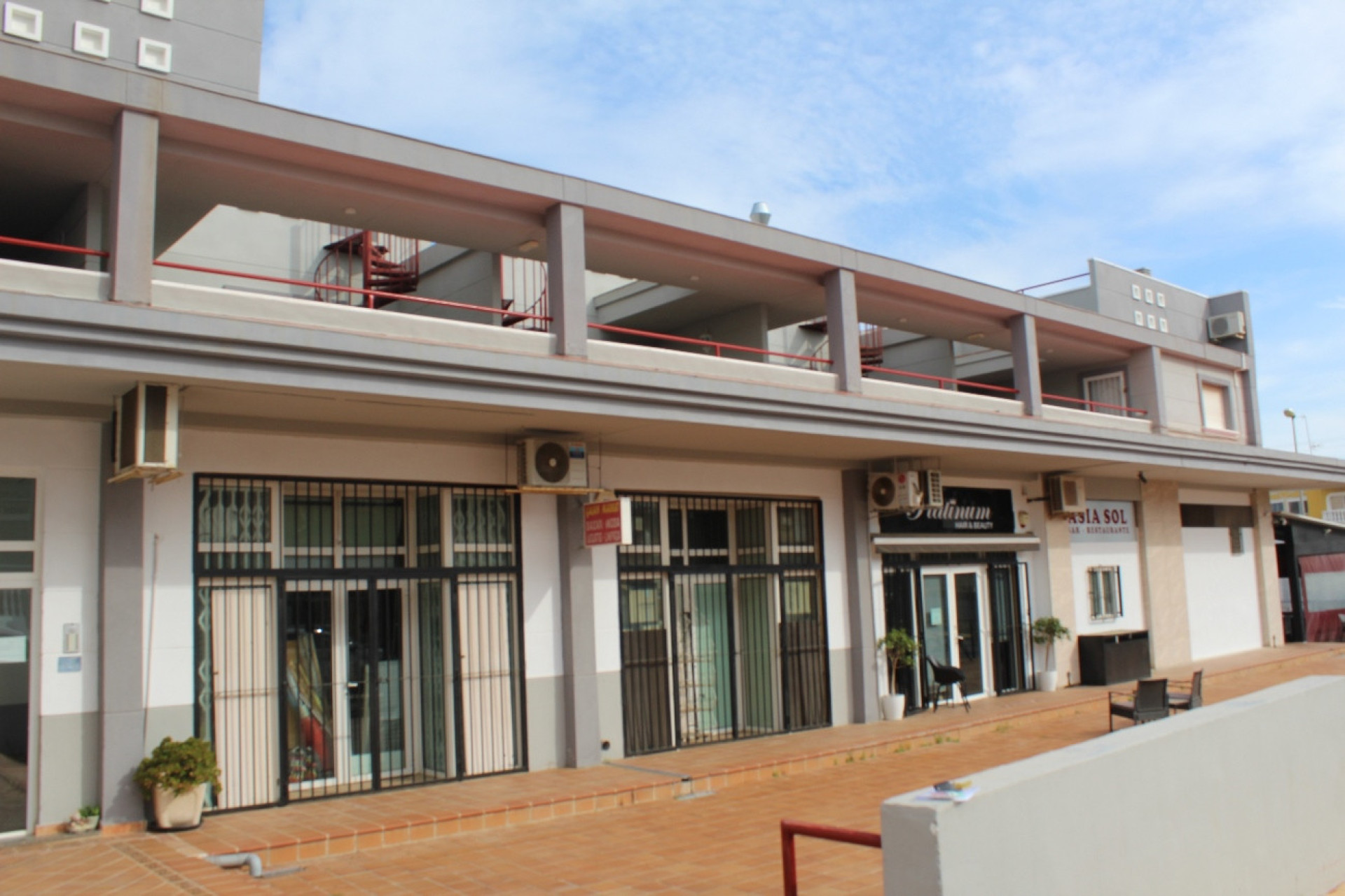 Resale - Apartment / Flat - Villamartín - El Galan