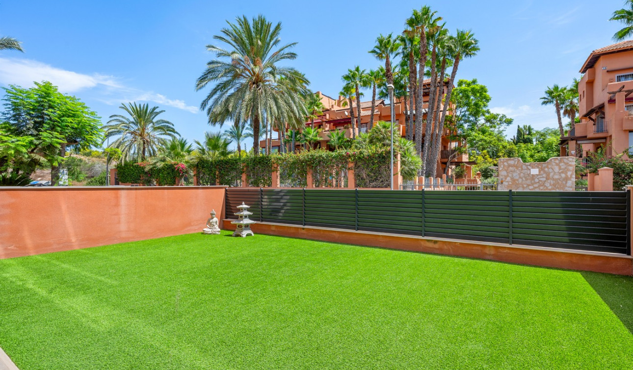 Resale - Apartment / Flat - Villamartín - Lomas del Golf