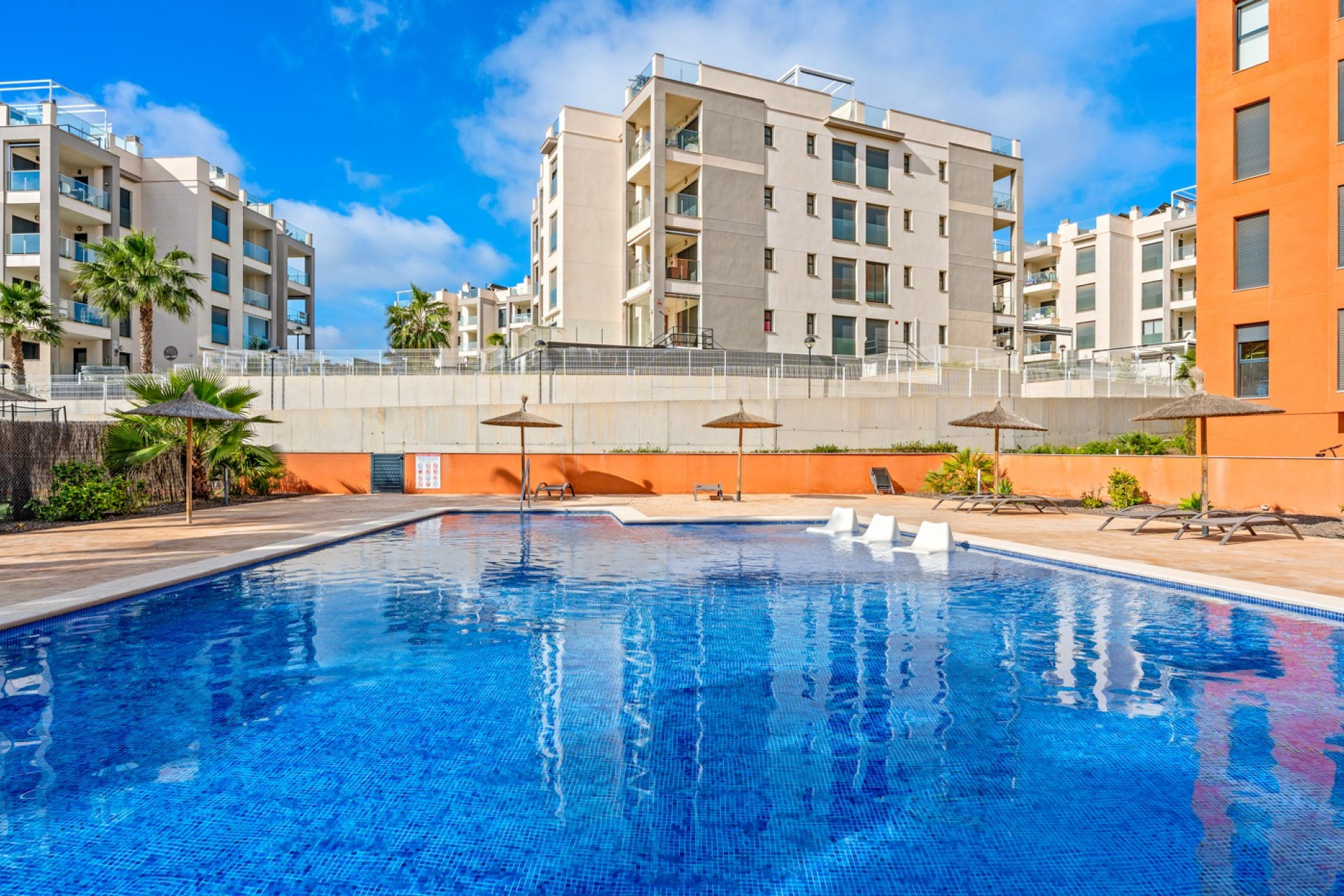 Resale - Apartment / Flat - Villamartín - Lomas del Golf