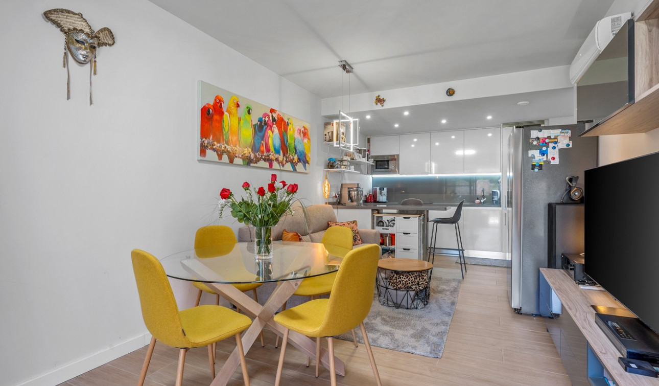 Resale - Apartment / Flat - Villamartín - Lomas del Golf