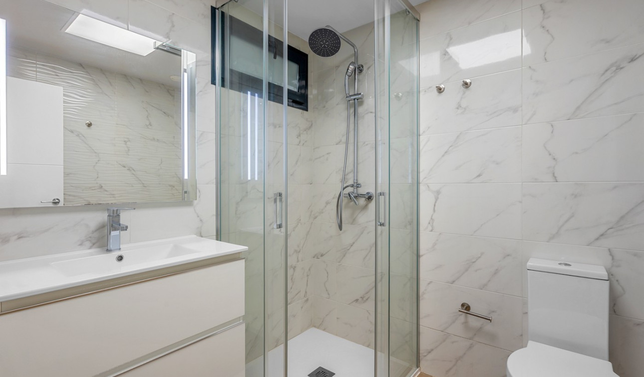 Resale - Apartment / Flat - Villamartín - Lomas del Golf