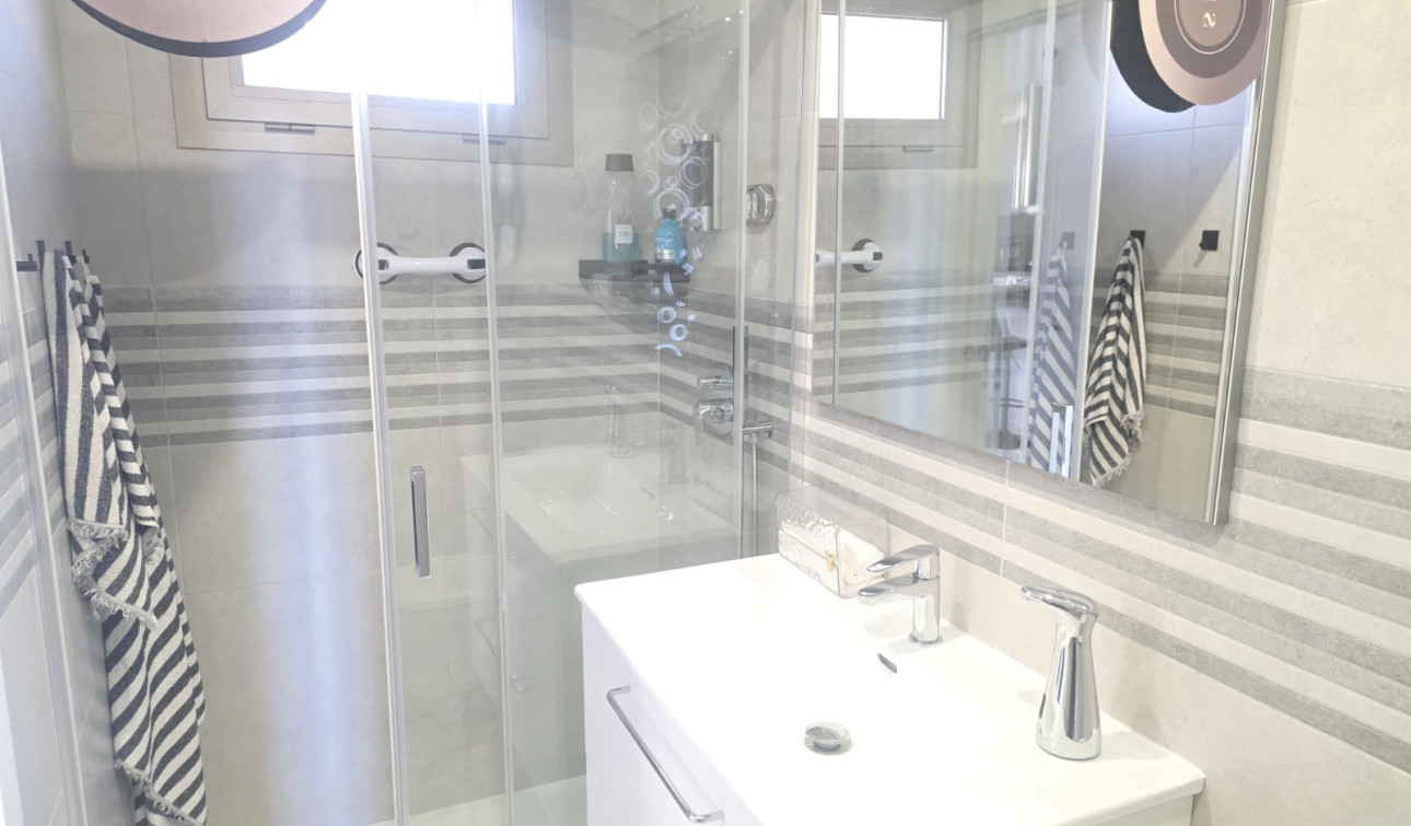 Resale - Apartment / Flat - Villamartín - Los Dolses