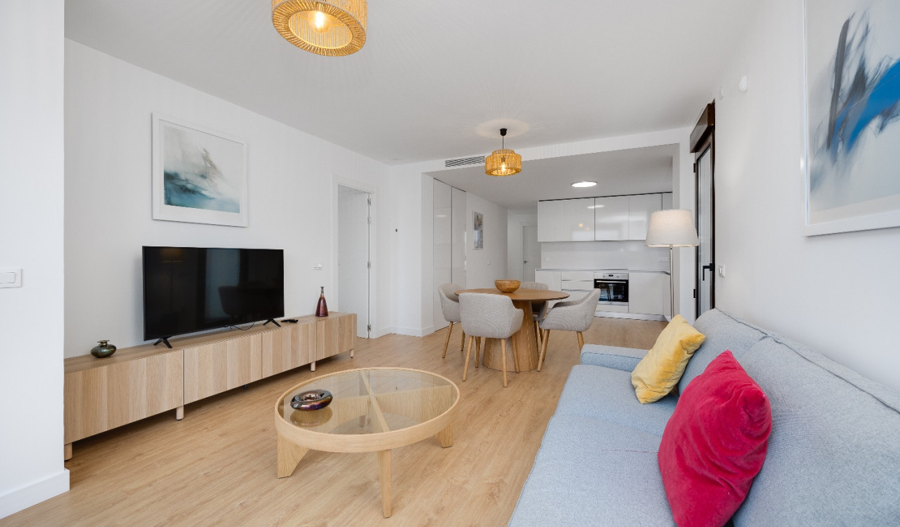 Resale - Apartment / Flat - Villamartín - PAU 8