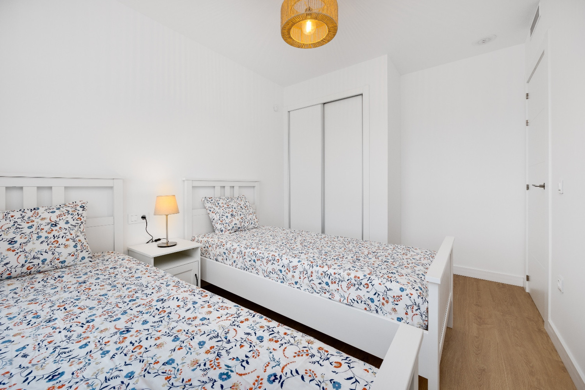 Resale - Apartment / Flat - Villamartín - PAU 8