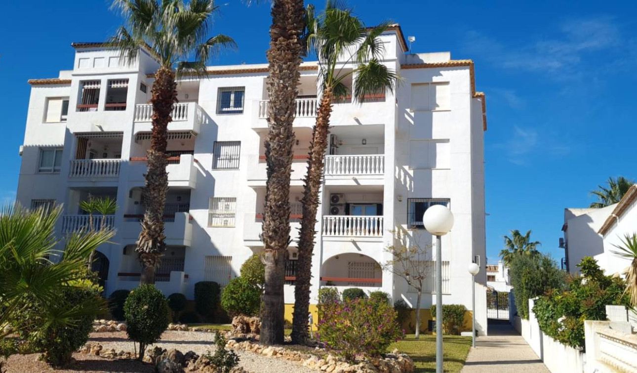 Resale - Apartment / Flat - Villamartín - PAU 8