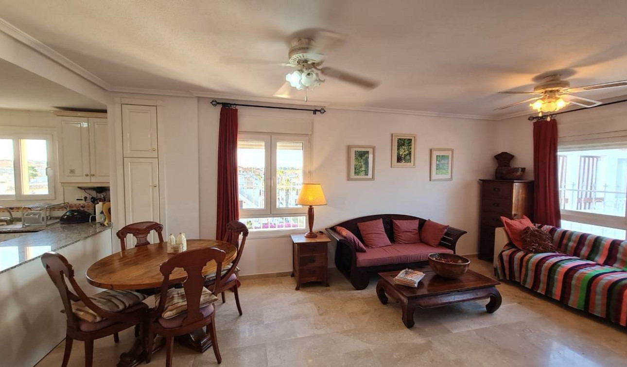 Resale - Apartment / Flat - Villamartín - PAU 8